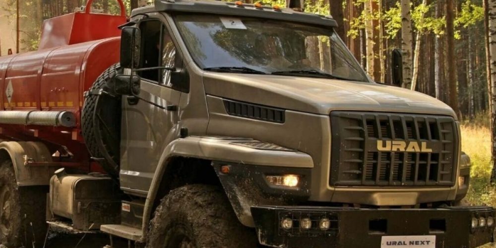 Перегон автотранспорта УралСМТ
